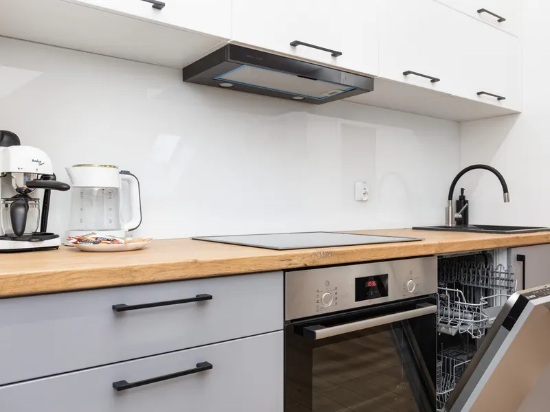 Przytulny Apartament | 150 m do Plaży, Klimatyzacja – zdjęcie 3