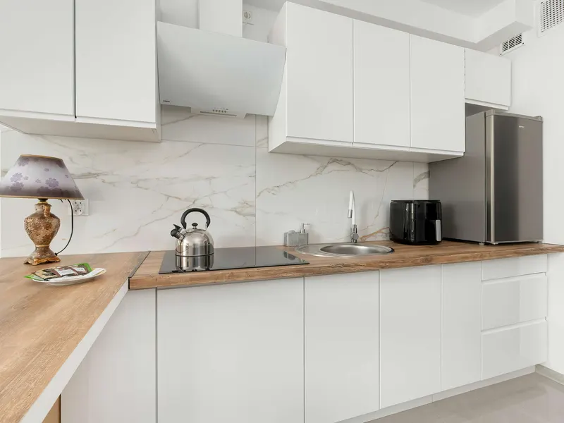 Modernes Studio im Zentrum | Balkon und Smart TV – Foto 2