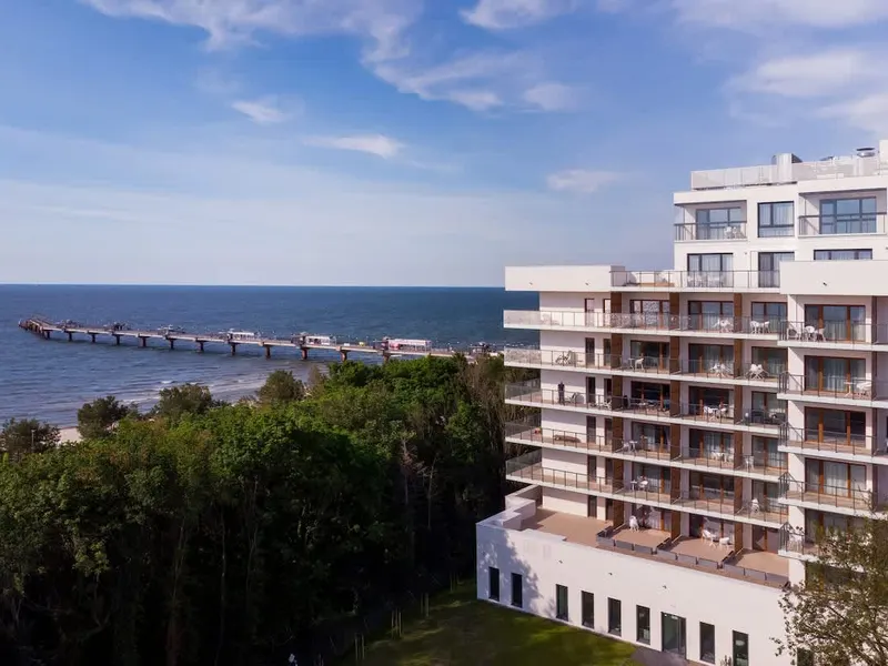 Comfortable Studio at the Beach | Balcony and Parking – photo 3