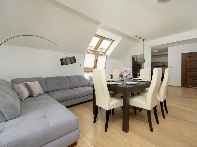 Dwupoziomowy Apartament dla 6 | Balkon | Blisko Aquaparku – zdjęcie 1