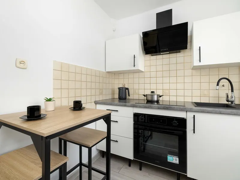 Gemütliche Wohnung im Zentrum | Arbeitsplatz – Foto 2