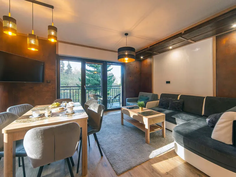 Górski Apartament w Karpaczu | Balkon i Parking – zdjęcie 1