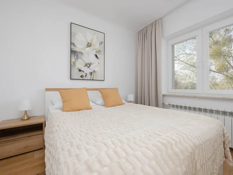 Komfortowy Apartament | Miejsce do Pracy | Blisko Metra – zdjęcie 2