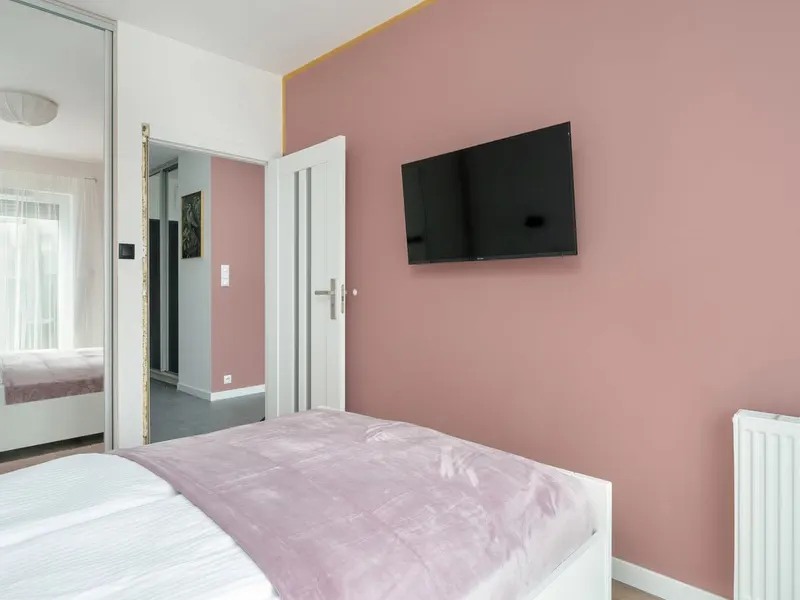 Moderne Wohnung | Parkplatz | Balkon | Nähe Zitadellenpark – Foto 2