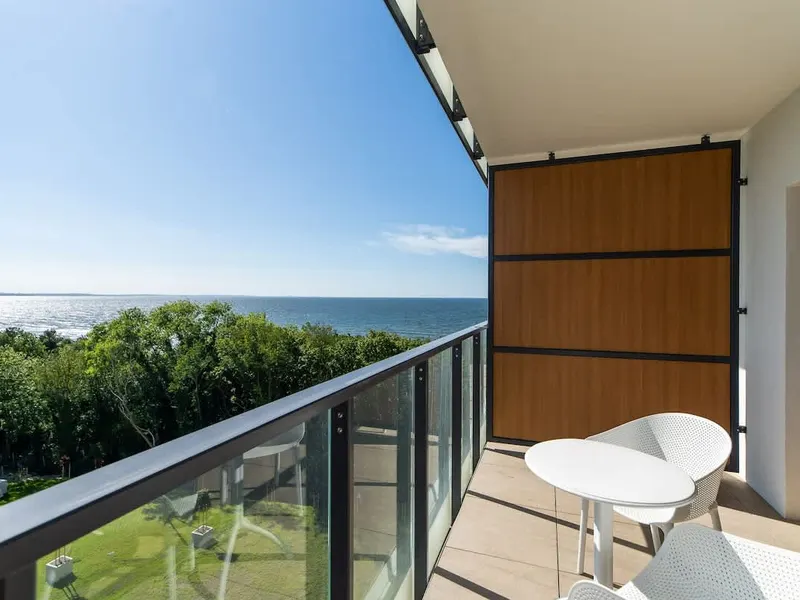 Stylish Studio with a Balcony | Parking and Close to the Beach – photo 3