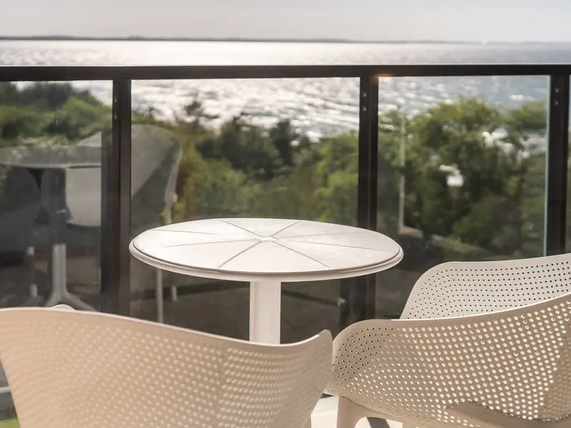 Stylish Studio with a Balcony | Just 180 Metres from the Beach – photo 4