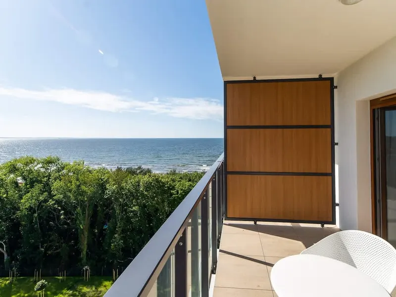 Stylish Studio with a Balcony | Just 180 Metres from the Beach – photo 2