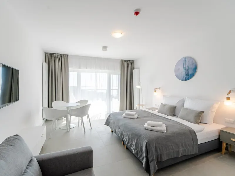 Stylish Studio with a Balcony | Just 180 Metres from the Beach – photo 1