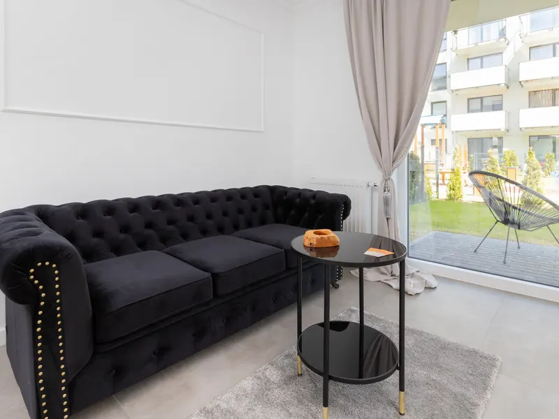 Sunny Apartment with Terrace | Parking and Workspace – photo 1