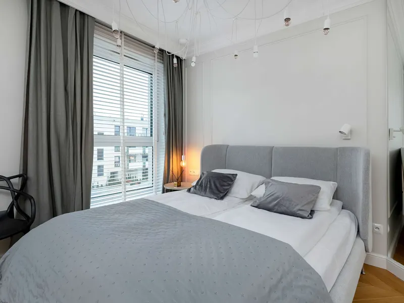 Helle Wohnung | Parkplatz, Balkon, Arbeitsraum – Foto 2