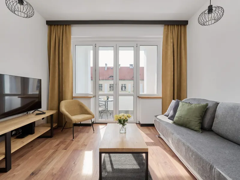 Stylowy Apartament we Wrocławiu | Balkon i Miejsce do Pracy – zdjęcie 1