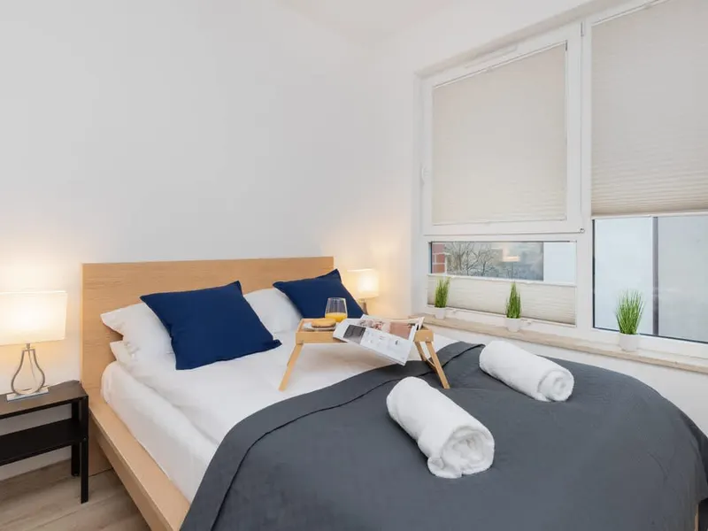 Stilvolle Wohnung in der Nähe der Altstadt | Privatparkplatz und Balkon – Foto 2
