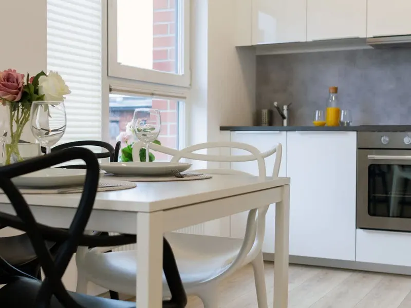Stilvolle Wohnung in der Nähe der Altstadt | Privatparkplatz und Balkon – Foto 3