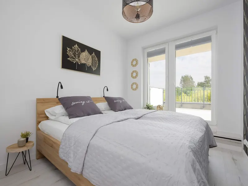 Stylish Apartment with Terrace | Close to the Airport – photo 2