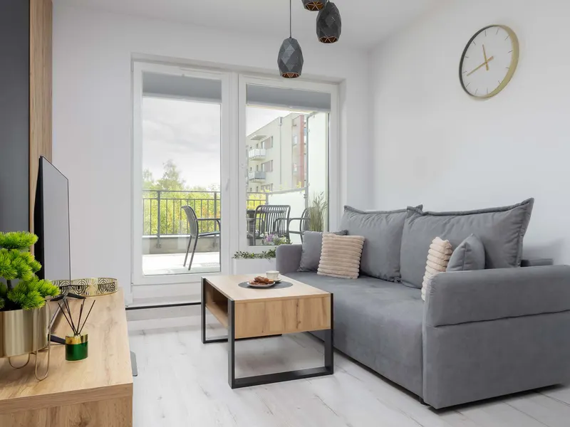 Stylish Apartment with Terrace | Close to the Airport – photo 1