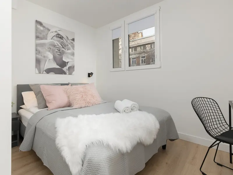 Spacious Apartment | Center | Workspace | Balcony – photo 4