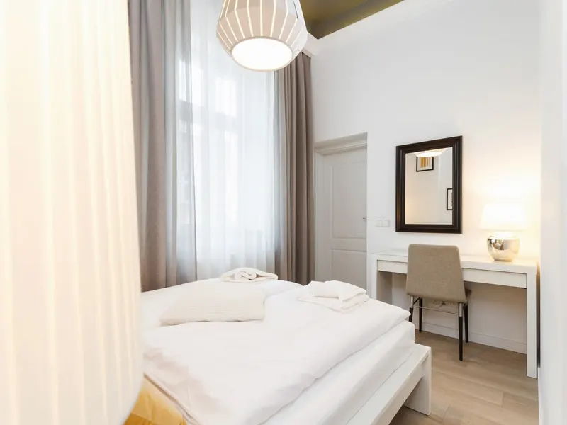 Modernes Apartment | Parkplatz & Arbeitsraum – Foto 5