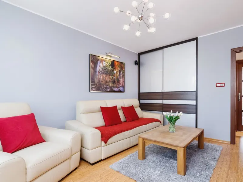Przestronny Apartament w Krakowie | 2 Balkony | Cicha Okolica – zdjęcie 2