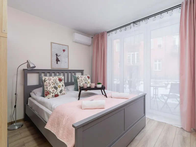 Stilvolles Studio | Terrasse, Klimatisierung, Zentrum – Foto 1