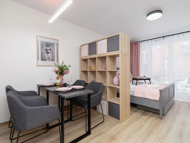 Stilvolles Studio | Terrasse, Klimatisierung, Zentrum – Foto 2