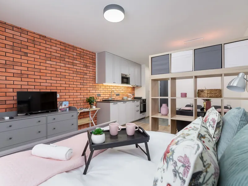 Stilvolles Studio | Terrasse, Klimatisierung, Zentrum – Foto 3