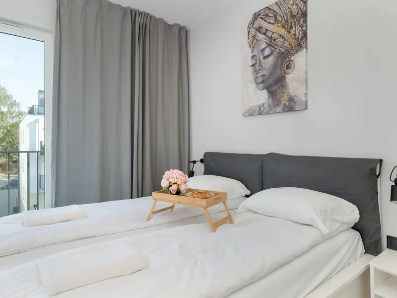Stylish Apartment | Close to the Beach, Balcony, Parking – photo 3