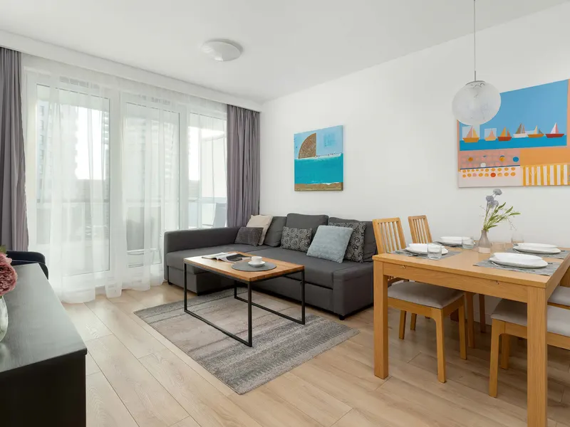 Bright Apartment with Balcony | Parking | Close to the Beach – photo 2