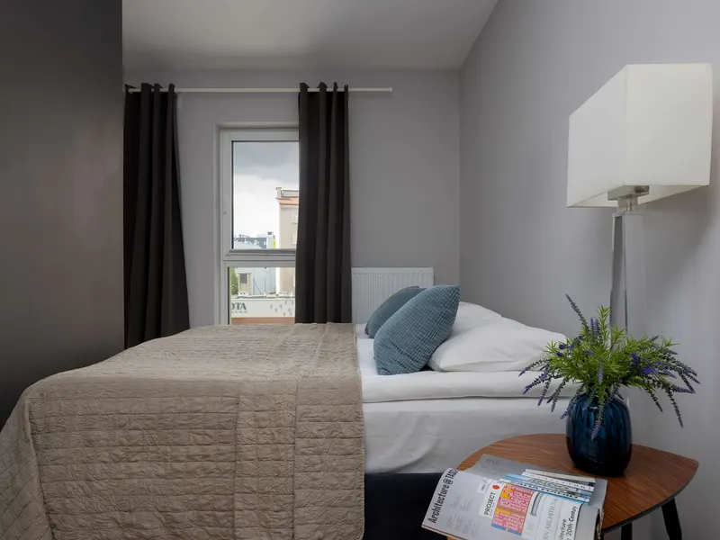 Functional Studio in Warsaw | Balcony and Close to the Stadium – photo 2