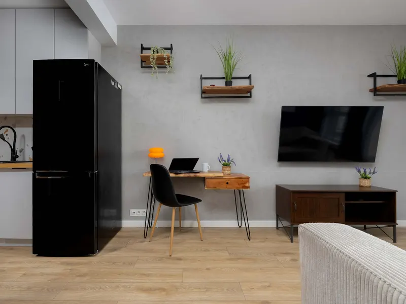 Functional Studio in Warsaw | Balcony and Close to the Stadium – photo 5