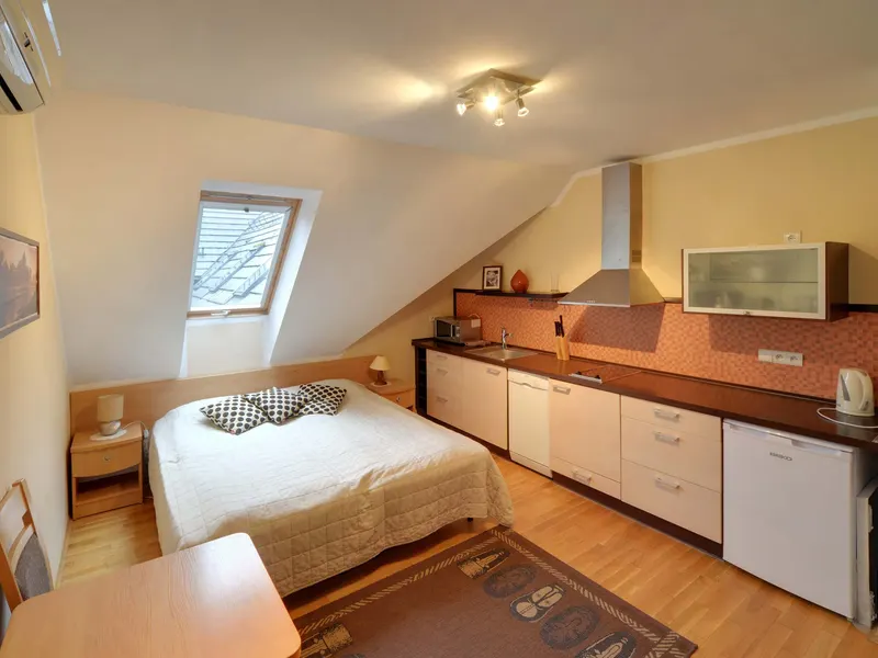 Przytulne Studio w Karpaczu | Balkon, Parking, Klimatyzacja – zdjęcie 3