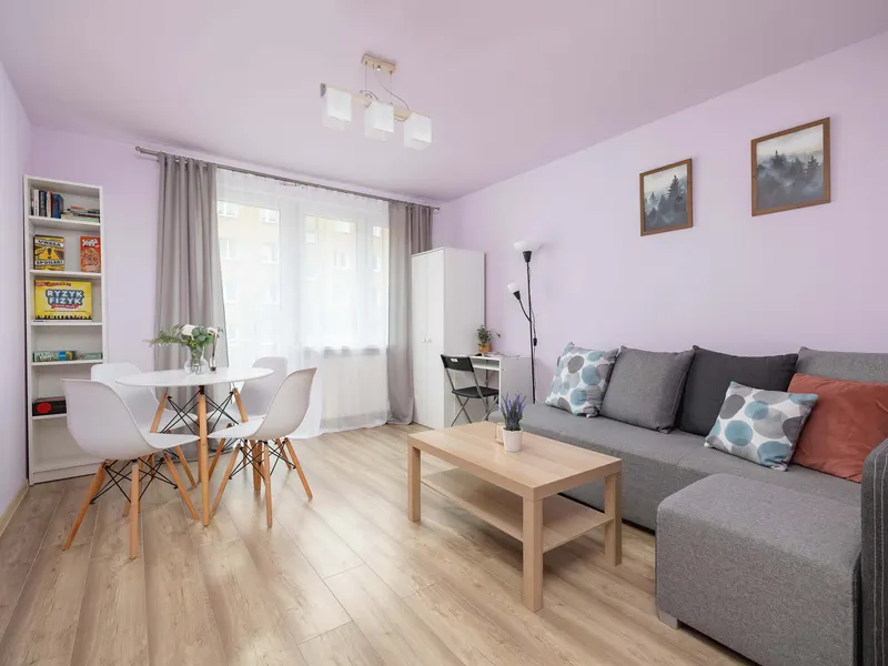 Przytulny Apartament | Miejsce do Pracy | Spokojna Okolica – zdjęcie 1