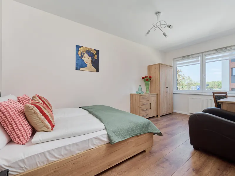 Przestronny Apartament | Balkon, Parking, Biurko – zdjęcie 2