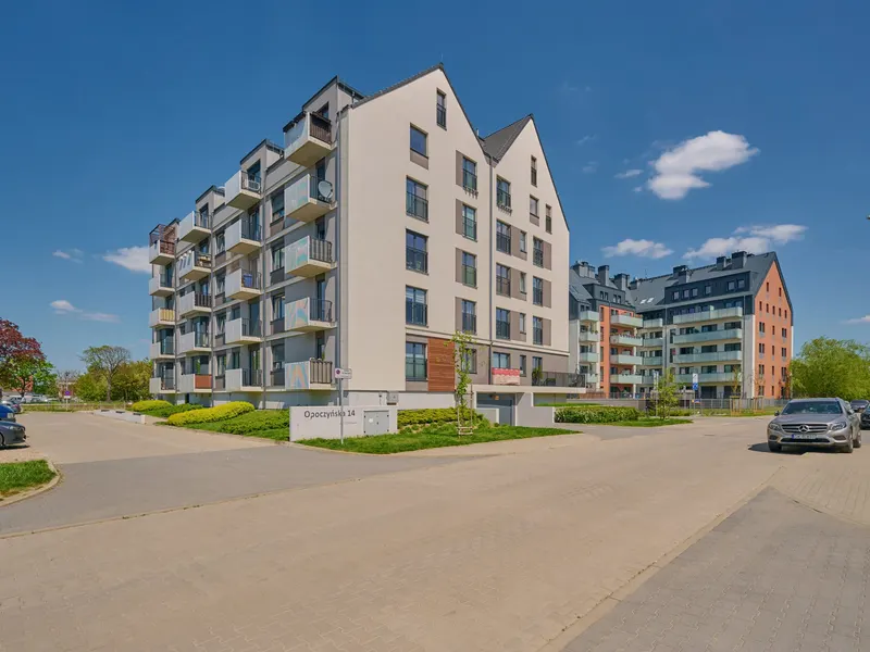 Przestronny Apartament | Balkon, Parking, Biurko – zdjęcie 3