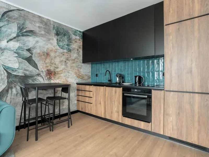 Stilvolles Apartment in der Nähe des Flusses | Arbeitsplatz – Foto 4