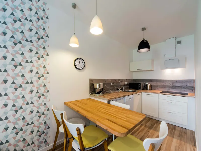 Nowoczesny Apartament z Balkonem | Prywatny Parking – zdjęcie 3