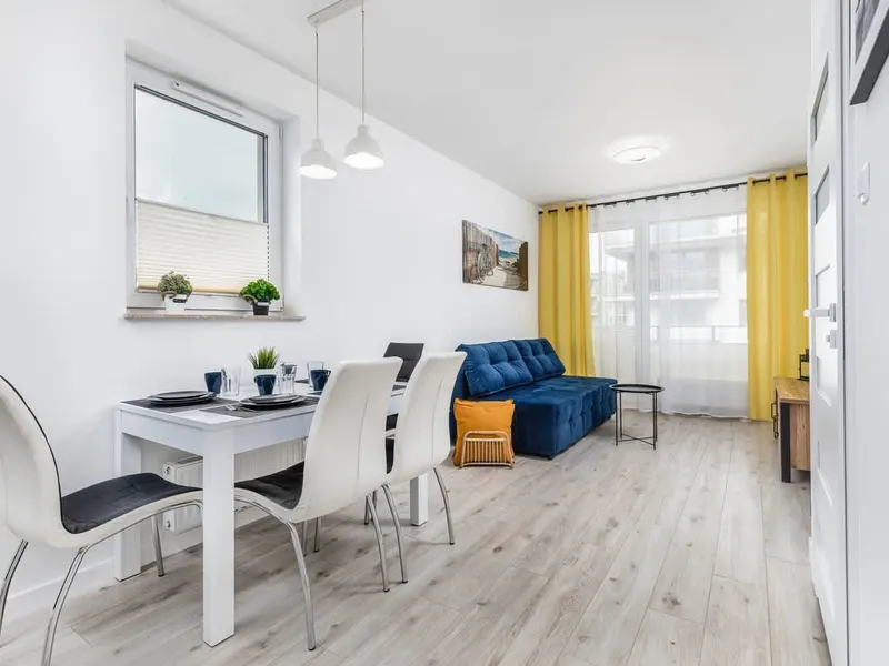 Komfortable Wohnung mit Balkon | Parkplatz in Garage – Foto 1