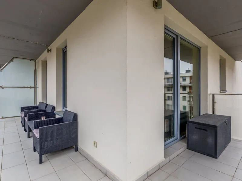 Nowoczesny Apartament | Balkon | Blisko Plaży – zdjęcie 3