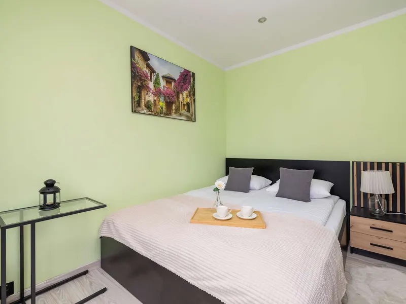 Geräumiges Apartment | Balkon – Foto 2