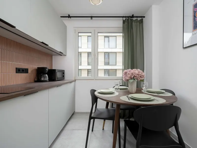 Przestronny Apartament | 3 Sypialnie | w sercu Wrocławskiego Rynku – zdjęcie 4