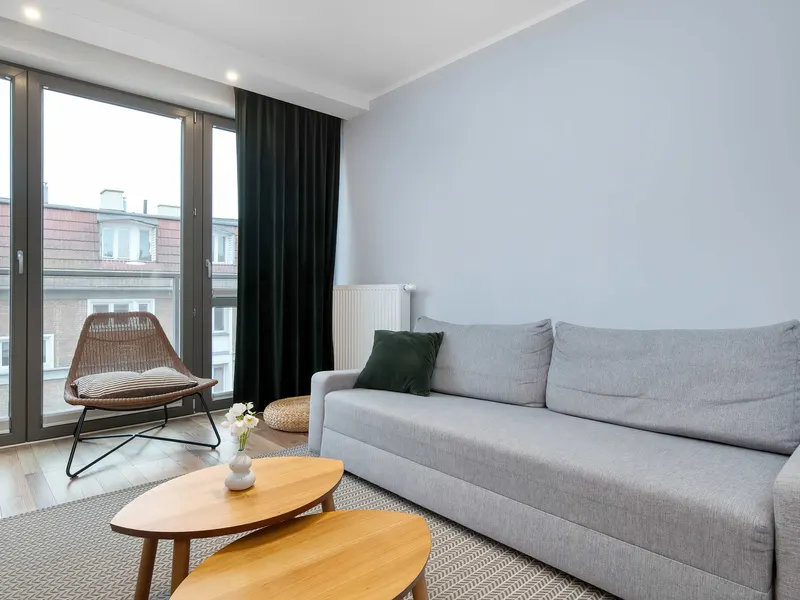 Przestronny Apartament | 3 Sypialnie, Parking, Stare Miasto – zdjęcie 1