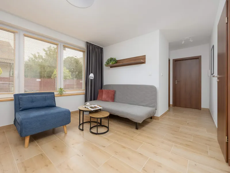 Klimatyczny Apartament na Bielanach | Parking i Miejsce do Pracy – zdjęcie 1