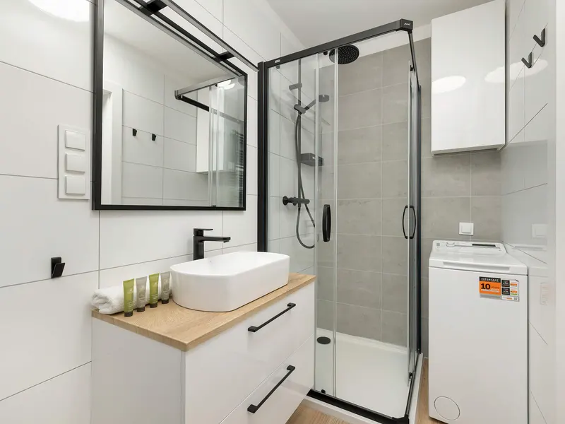 Nowoczesny Apartament | Blisko Plaży, Parking i Siłownia – zdjęcie 4