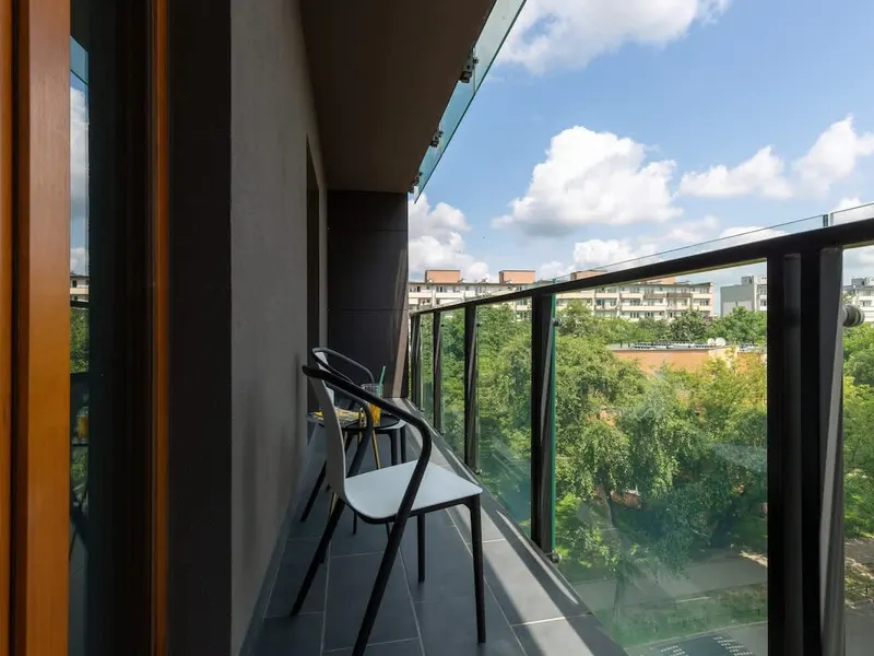 Stylish Apartment in the Center of Warsaw | Balcony – photo 4