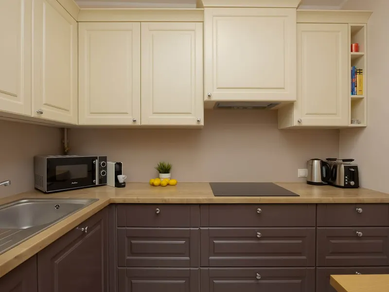 Stilvolles Apartment in Warschau | Smart TV und Arbeitsbereich – Foto 3
