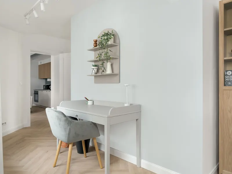 Geräumige Wohnung im Zentrum | Zwei Schlafzimmer | Schreibtisch – Foto 4