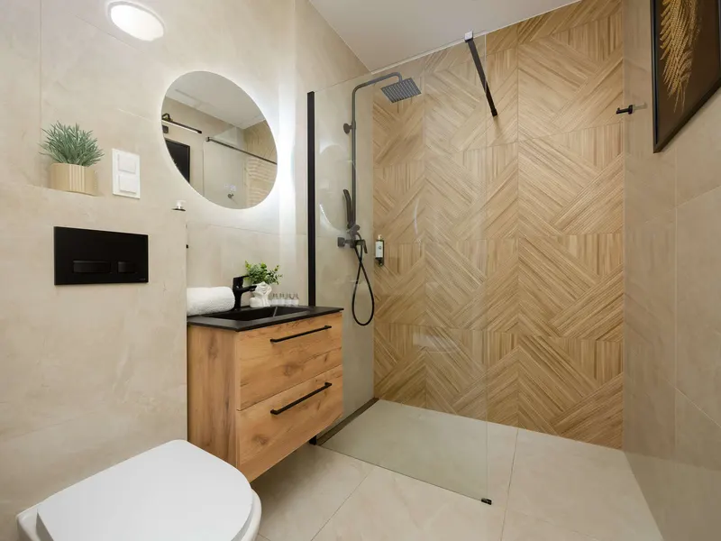 Functional Apartment | Large Balcony and Workspace – photo 4