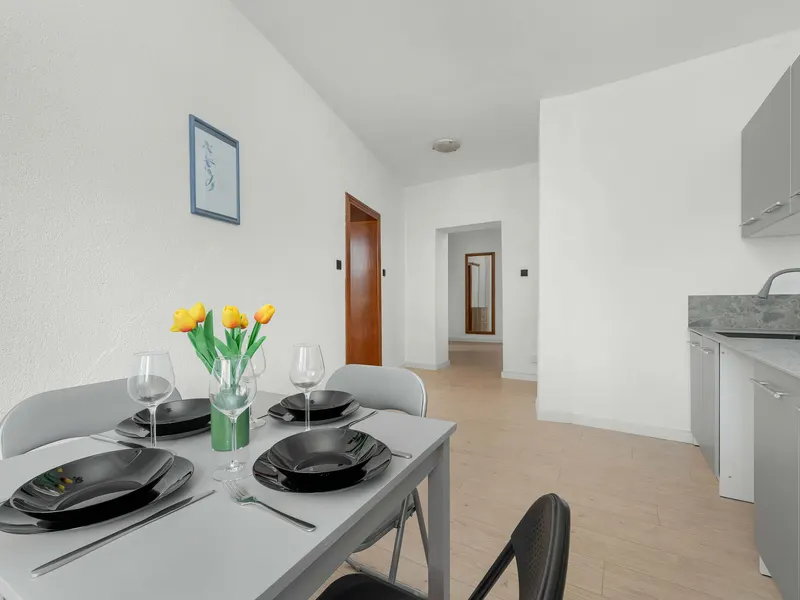 Przestronny Apartament przy pl. Legionów | Miejsce do Pracy – zdjęcie 4