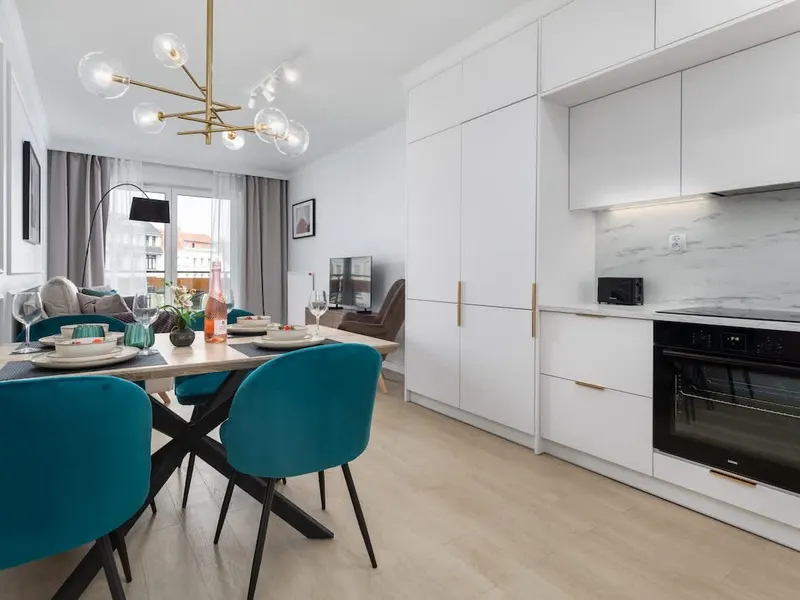 Stilvolle Wohnung im Zentrum | Balkon und Arbeitsraum – Foto 3