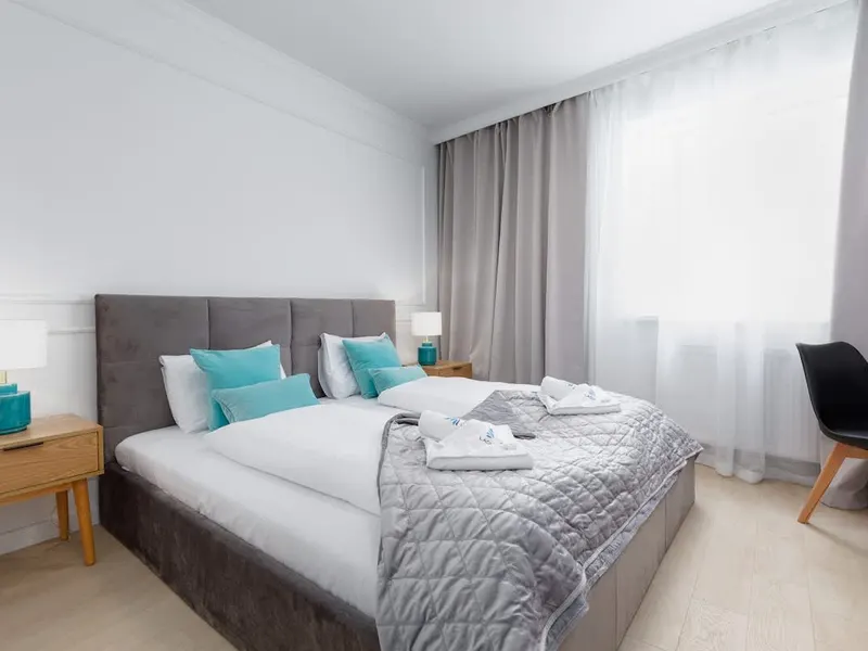 Stilvolle Wohnung im Zentrum | Balkon und Arbeitsraum – Foto 2