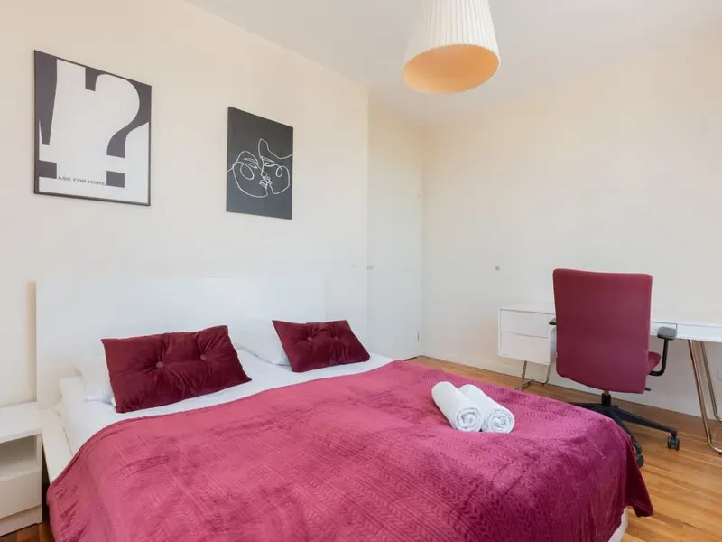 Elegant Apartment in the City Center | Panoramic View | Parking – photo 3